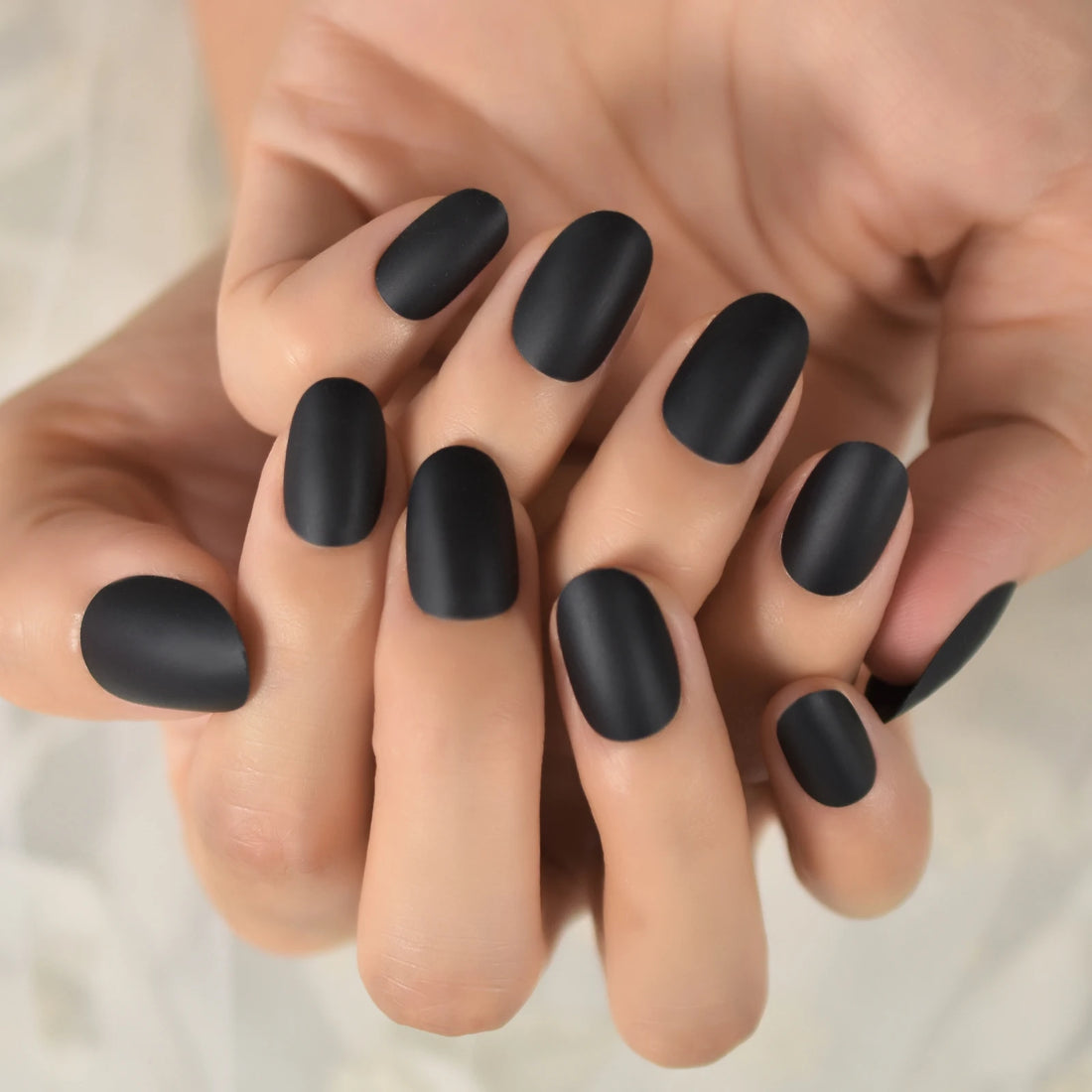 Solid Black Matte Lady For Daily Artificial Nails Short Length Oval Press On False Nails Press On Nails Square
