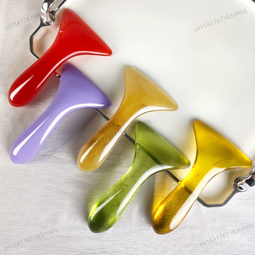 1PC Triangle Shaped Beauty Guasha Massage Board Resin Acupuncture Shiatsu Tool Facial and Full Body Universal Tired Relax